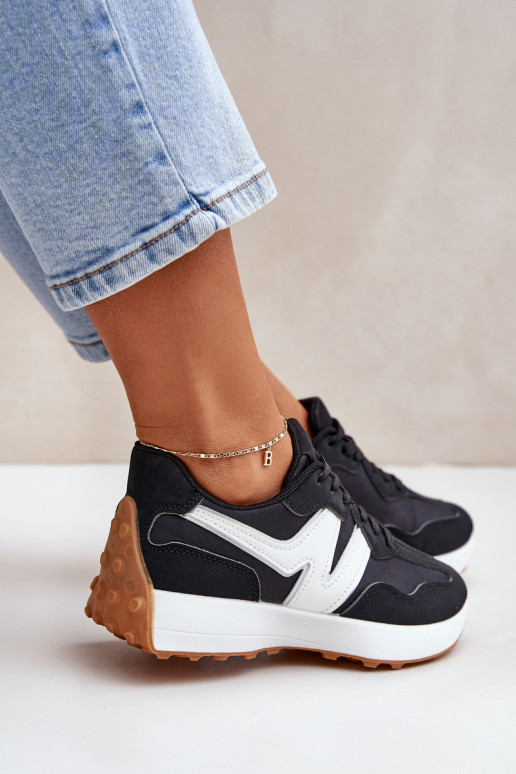 spordijalatsid Sneakers tüüpi jalanõud Pealiste omad msuud Britma spordijalatsid Sneakers tüüpi jalanõud Pealiste omad msuud Britma