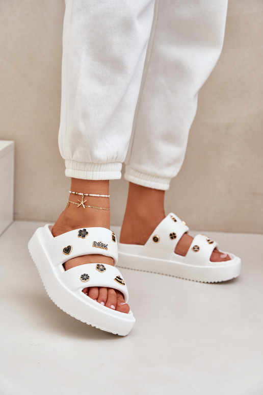 Kerged rannaplätud naiste plätud Z Przypinkami valget värvi Ravanala