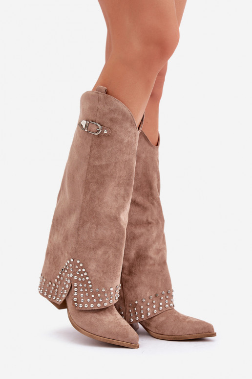 Kanna ja platvormiga kõrged saapad... Kanna ja platvormiga kõrged saapad...