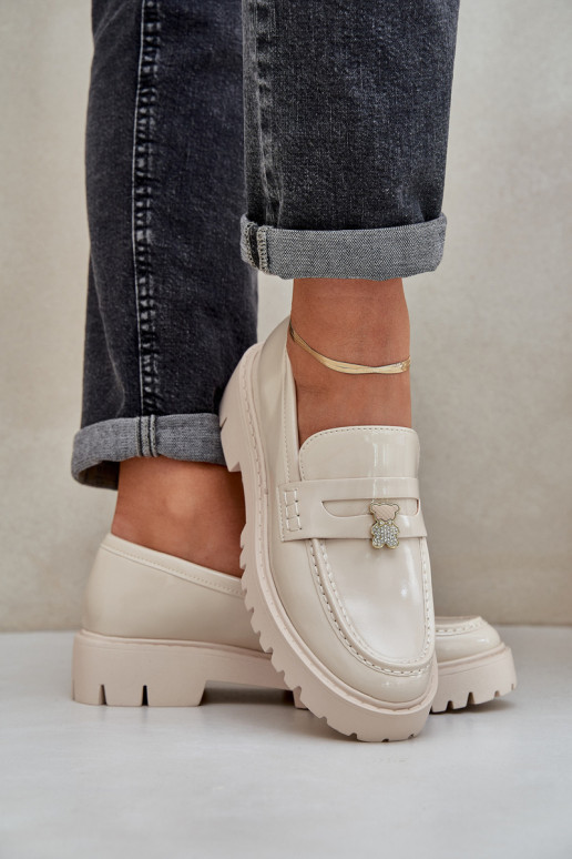 Lakitud mokassiinid Pealiste omad Z Przypinką Karu beeži värvi INulinea Lakitud mokassiinid Pealiste omad Z Przypinką Karu beeži värvi INulinea