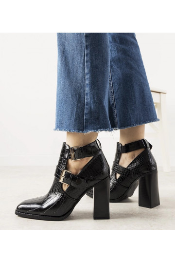 Mustad krokodillimustriga... 2