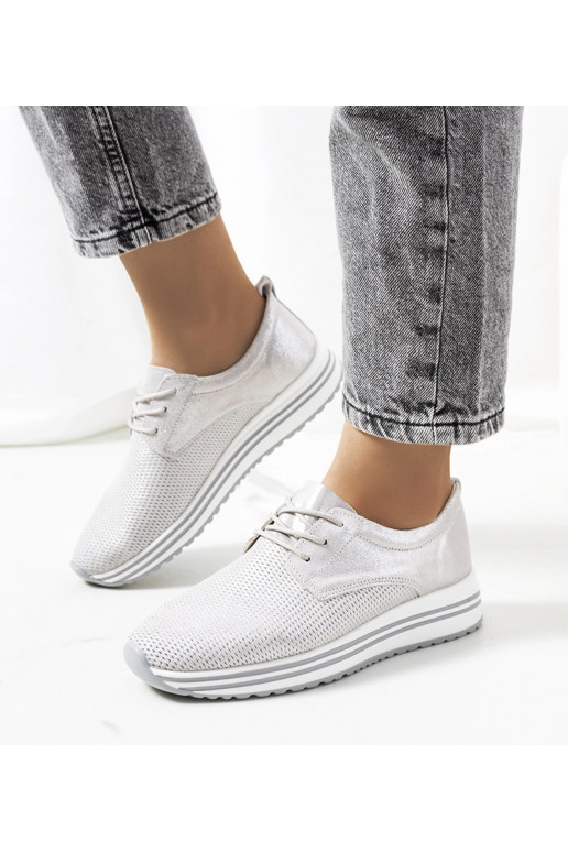 Hõbedased Serra nahast tossud