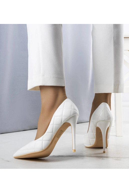 Valged tepitud Lore kontsad