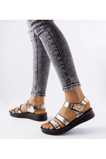 Brices Gold Patent sandaalid 2