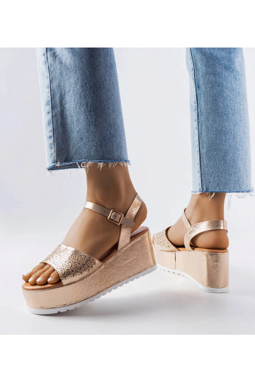 Kuldsed Openwork Sandaalid... 2