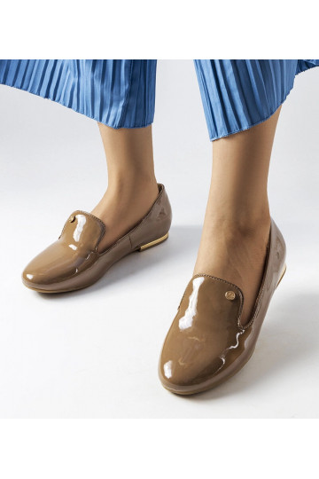 Pruunid lakknahast Lang kingad