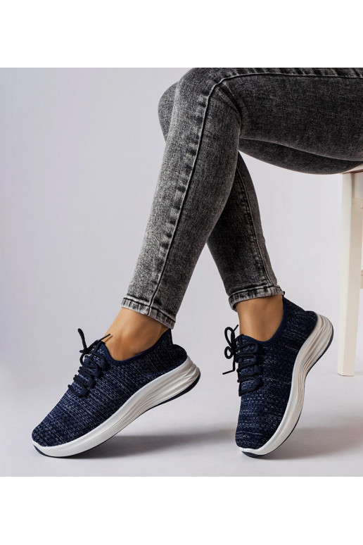 Tommaso sinisest kangast tossud