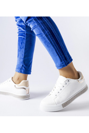 Valged ja beežid tossud...