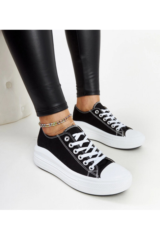 Mustad tossud paksul Zlata platvormil Mustad tossud paksul Zlata platvormil