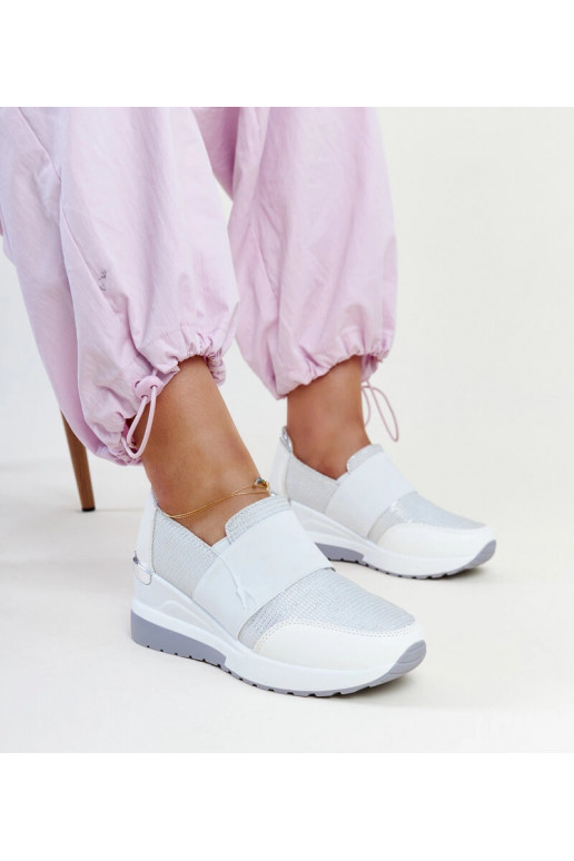 Kallay valged wedge tossud