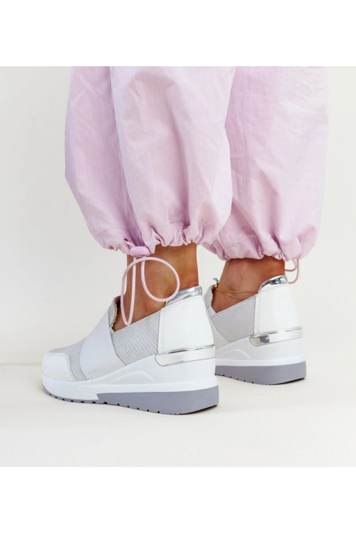 Kallay valged wedge tossud