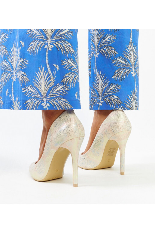 Serranillose kullast metallist nahast...