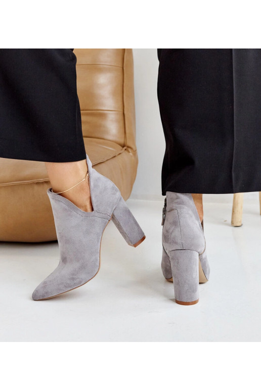 Taylani hallid asümmeetrilise...