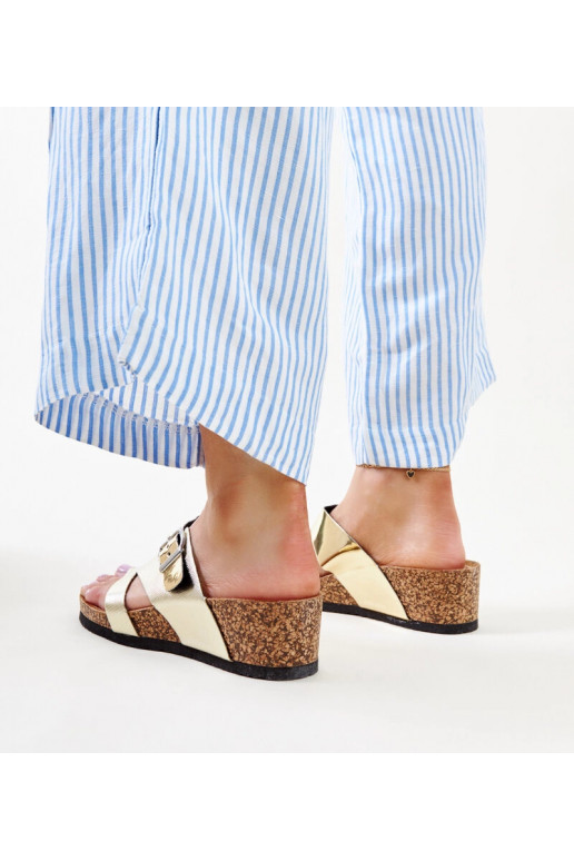 Donata kullast metallist kiilu sandaalid