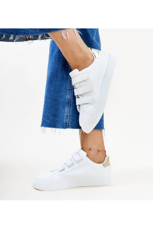 Valged ja kuldsed Samala takjapaelaga...