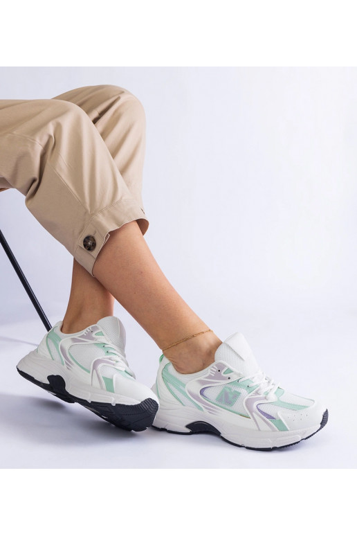 Valged ja rohelised naiste...