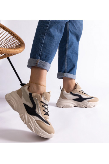 Beeži ja musta värvi naiste... 2