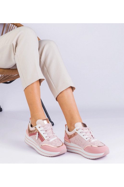 Roosad platvormiga sporditossud, mis...