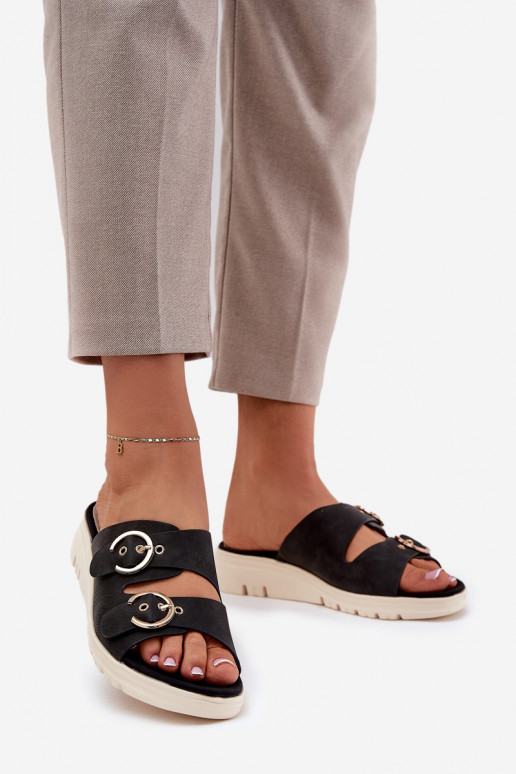 Valgus naiste plätud Kiilu peal neetide ja pandlaga msuud Hellexia Valgus naiste plätud Kiilu peal neetide ja pandlaga msuud Hellexia