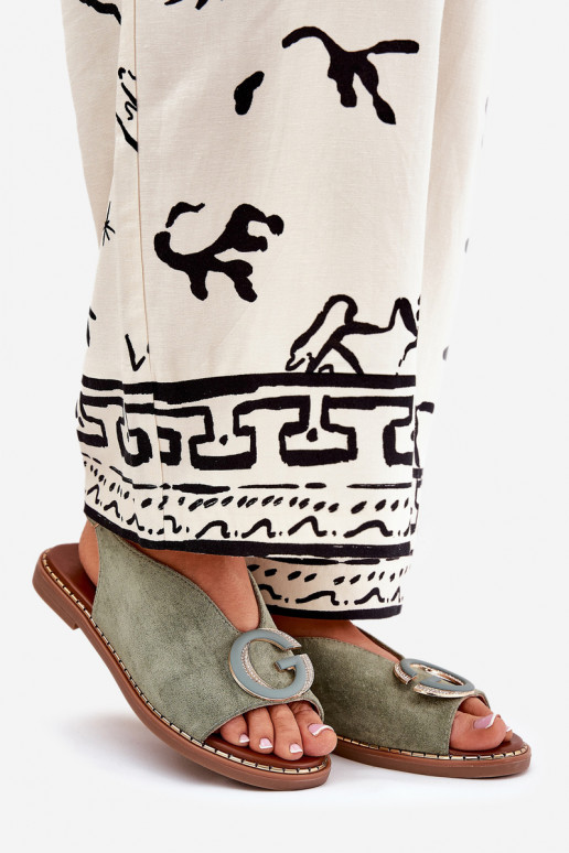 Sellel ondalad sandaalid kaunistustega Rohelist värvi Haliones Sellel ondalad sandaalid kaunistustega Rohelist värvi Haliones