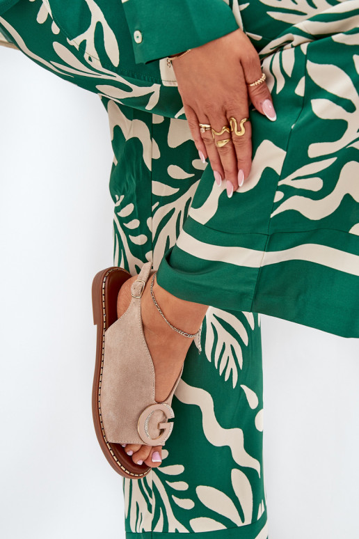 Sellel ondalad sandaalid kaunistustega beeži värvi Haliones Sellel ondalad sandaalid kaunistustega beeži värvi Haliones