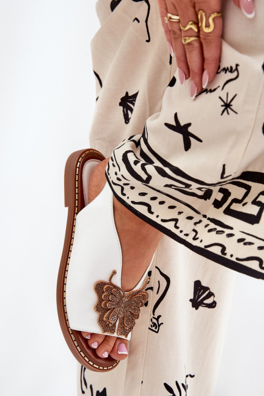 Pealistesandaalid laiade nööridega kaunistustega valget värvi Setorina