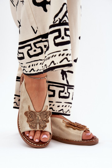 Pealistesandaalid laiade nööridega kaunistustega Kuldset värvi Setorina