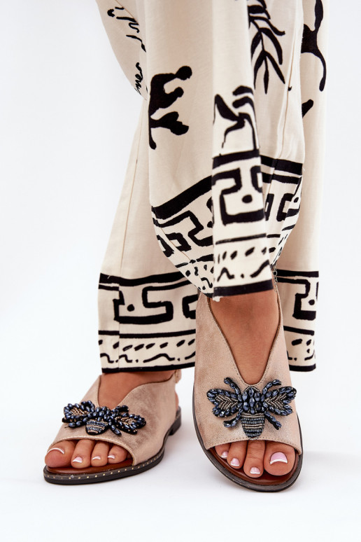 Läikivad Pealistesandaalid kaunistustega sileda tallaga Kuldset värvi Russona Läikivad Pealistesandaalid kaunistustega sileda tallaga Kuldset värvi Russona