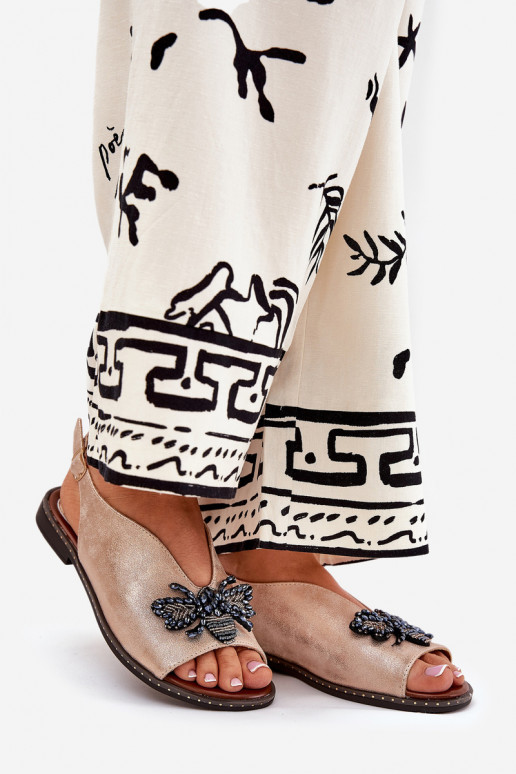 Läikivad Pealistesandaalid kaunistustega sileda tallaga Kuldset värvi Russona Läikivad Pealistesandaalid kaunistustega sileda tallaga Kuldset värvi Russona