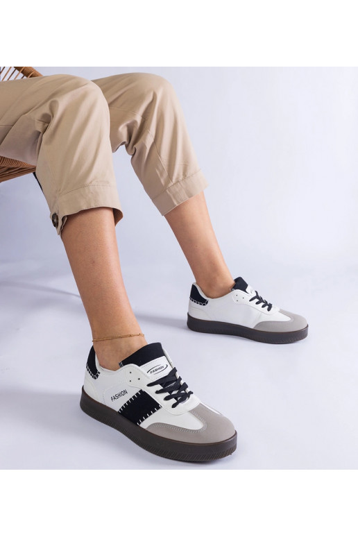 Valged platvormi sneakersid...