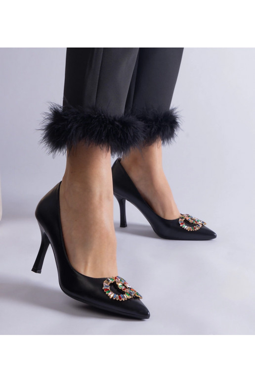 Mustad kontsakingad, kaunistatud...