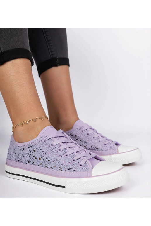 Lilla naiste auku lõigatud trampki Saha