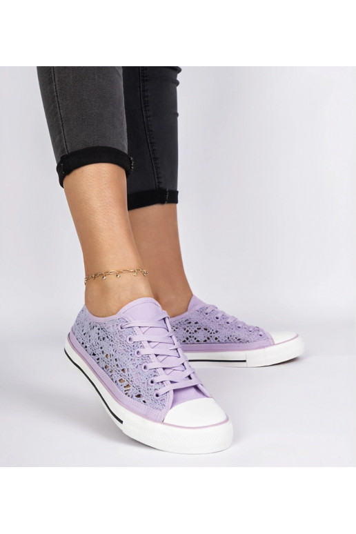 Lilla naiste auku lõigatud trampki Saha