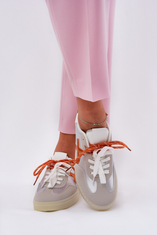 Sellel ondal spordijalatsid Pealiste omad Hõbedat värvi Zelevelis