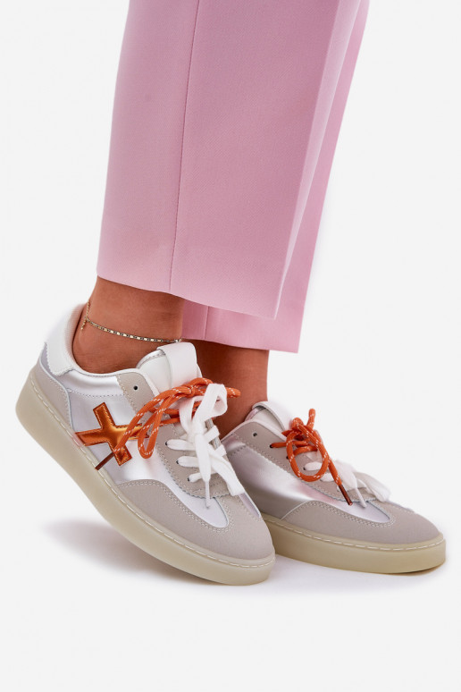 Sellel ondal spordijalatsid Pealiste omad Hõbedat värvi Zelevelis