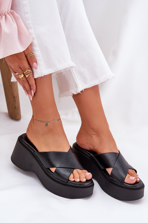 naiste plätud platvormiga I Koturnie msuud Nelithraea