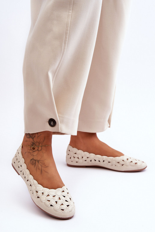 Säravad kingad beeži värvi Visionary