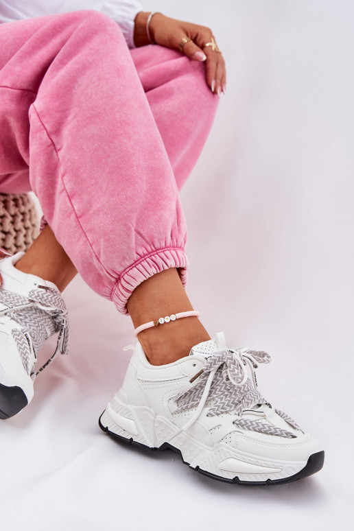 Sneakers tüüpi jalanõud spordijalatsid Pealiste omad Z Podsisseójnym Paeladm valget värvi Efobell Sneakers tüüpi jalanõud spordijalatsid Pealiste omad Z Podsisseójnym Paeladm valget värvi Efobell