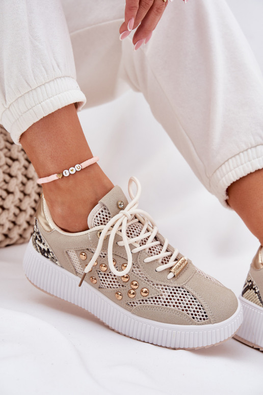 spordijalatsid Pealiste omad võrguga Ja trukid beeži värvi Ogalda spordijalatsid Pealiste omad võrguga Ja trukid beeži värvi Ogalda