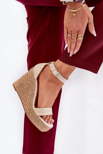 Pealistesandaalid Kiilu peal Koos punutisega beeži värvi Adelio