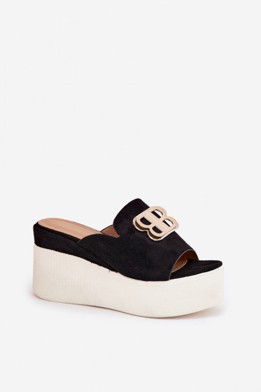 Sussid platvormiga I Koturnie kaunistustega msuud Tanonea