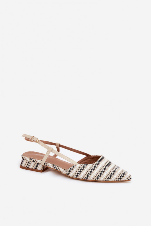 Baleriinad Pealiste omad Ze Szpiczastymi Noskami Peal Õrnm Obcasie beeži värvi Abroes