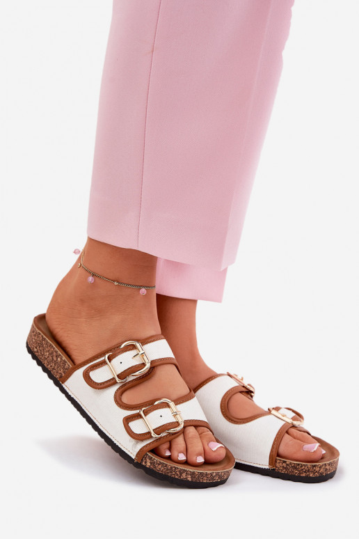 Riidest naiste plätud Korkosissea platvormil neetide ja pandlaga valget värvi Osoffe