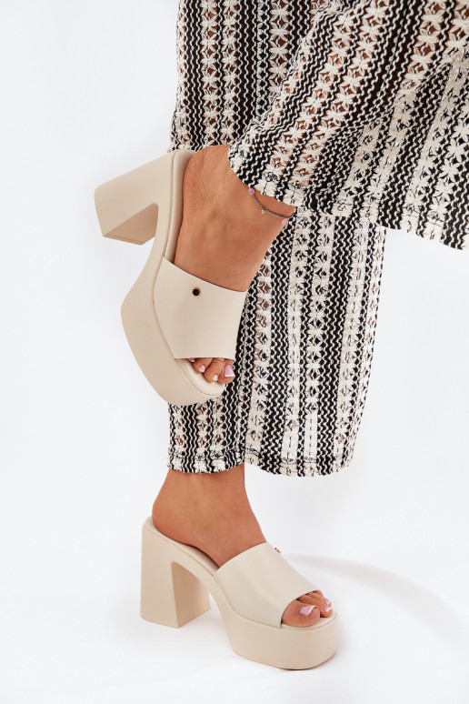 Pealiste omad Sussid eko-nahast kõrge jämeda kontsaga Ja platvorm Elevandiluu värvi Tamirella