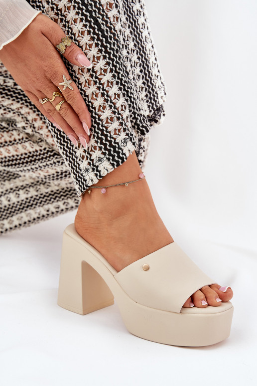 Pealiste omad Sussid eko-nahast kõrge jämeda kontsaga Ja platvorm Elevandiluu värvi Tamirella