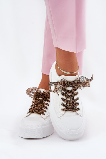 naiste saapad platvormiga Koos Ornate Paeladm valget värvi Zidora