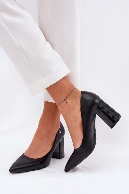 Elegantsed Kingad kõrge jämeda kontsaga Vinceza 62220 msuud