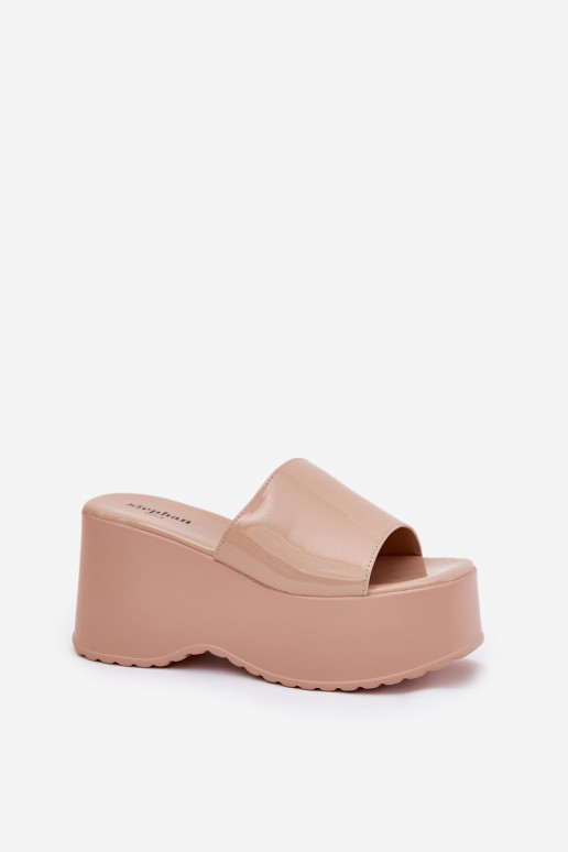 lakiefektiga Naistele sussid platvormiga I Koturnie beežides värvides Nellevia