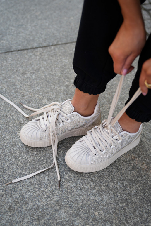 Tennised mudelis naistele kaunistustega platvormil liiva värvi Tennised mudelis naistele kaunistustega platvormil liiva värvi